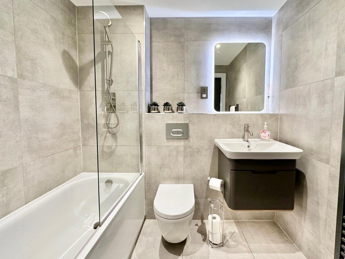 Icona Luxury Apartment With Minster Views & Allocated Parking Йорк Екстериор снимка