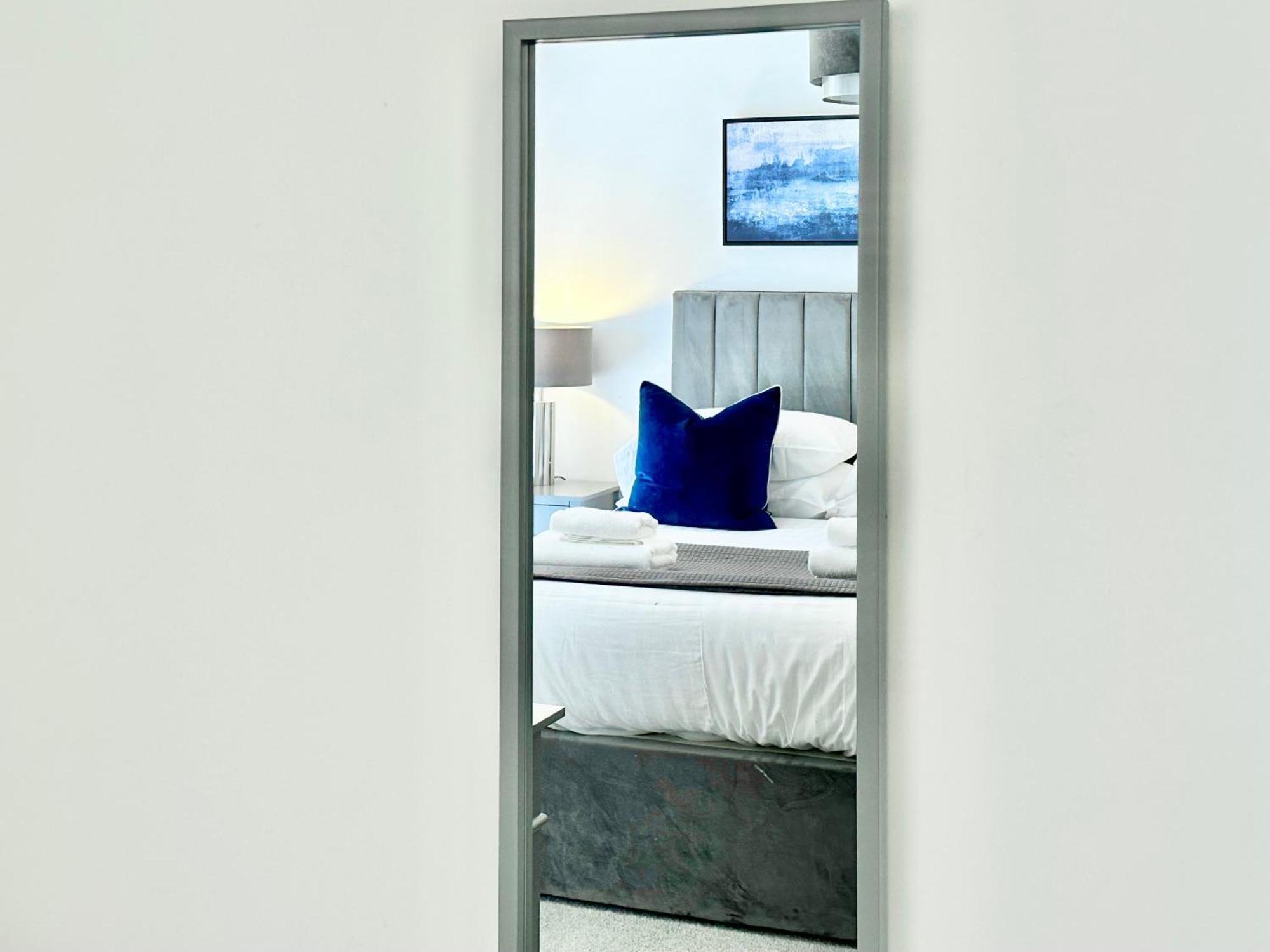 Icona Luxury Apartment With Minster Views & Allocated Parking Йорк Екстериор снимка